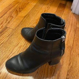 Aldo Size 8 Black Boots